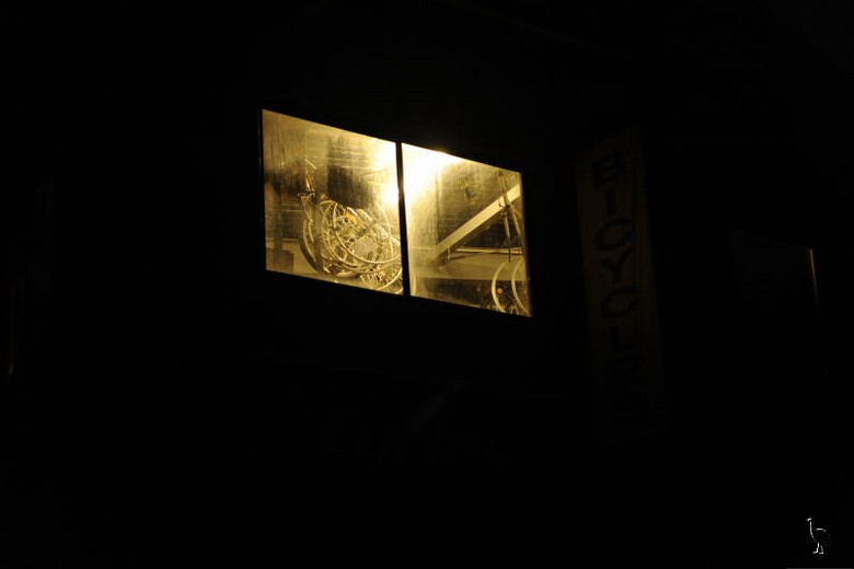 D7C_1509_window.jpg