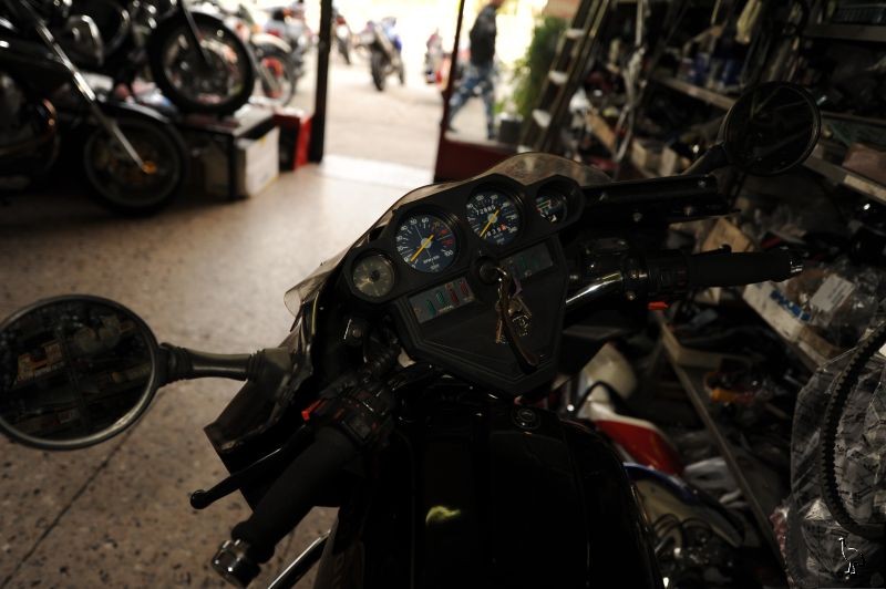 D7C_3954_Guzzi_Mille.jpg