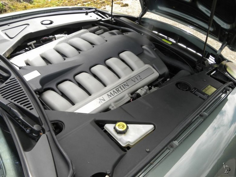 Aston_Martin_DB7_Zagato_5.jpg