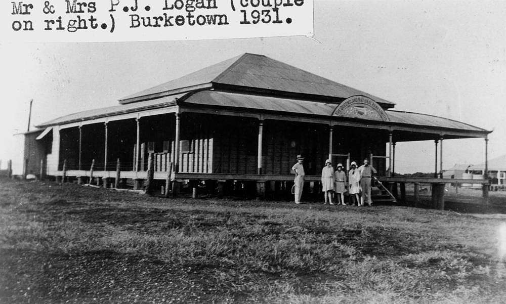 Burketown-1931-National-Bank.jpg Burketown-1931-National-Bank.jpg