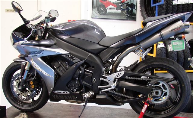 yzf-r1-04_hindle.jpg