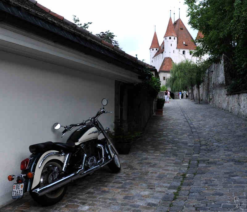 Honda_2002_VT1100C3_Shadow_Aero_CH_2.jpg