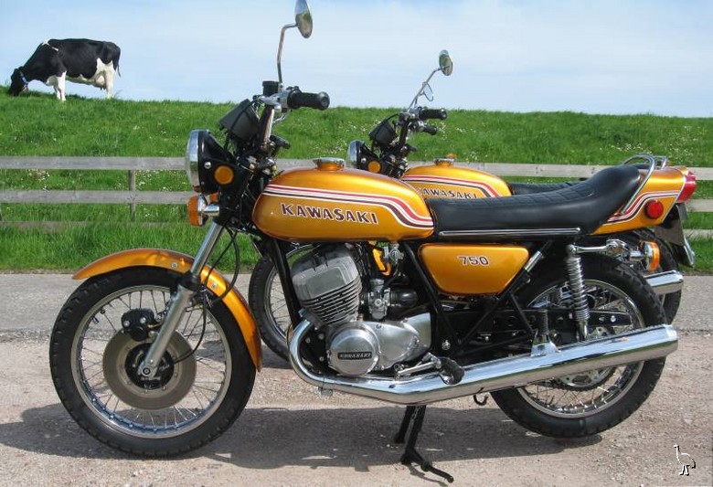 Kawasaki_1972_H2_Hugo_de_Groot_static.jpg