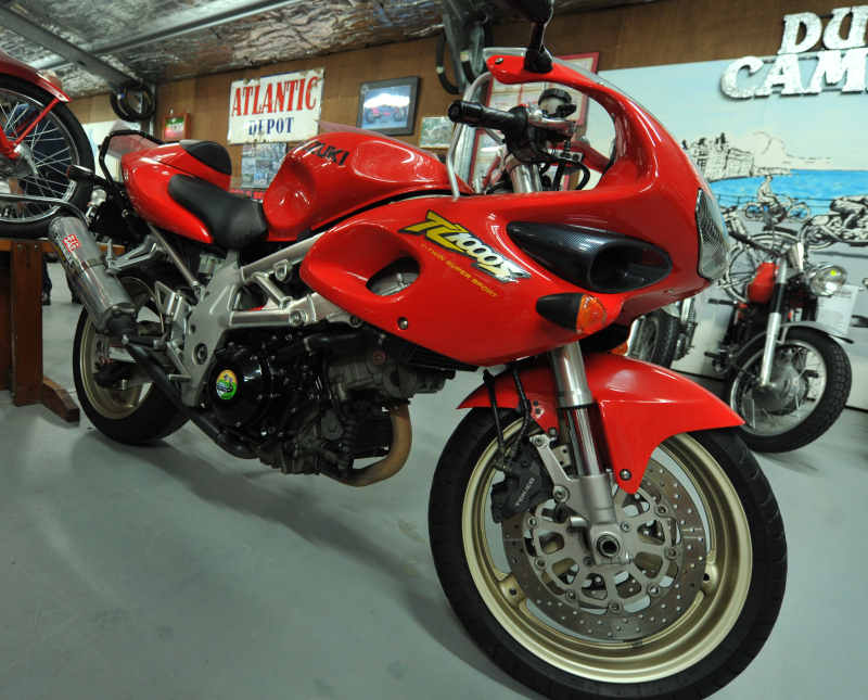 Suzuki_TL1000S_D7C_2636.jpg