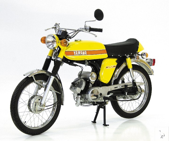 Yamaha_1975_FS1_2.jpg