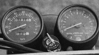 dt400f_instruments.jpg