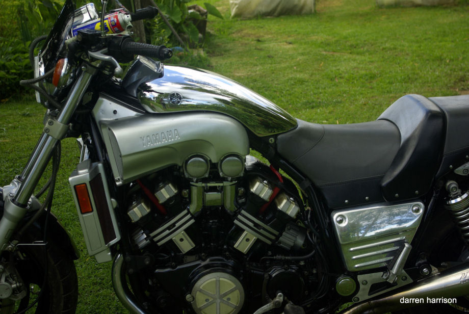 Yamaha_1998_Vmax_2.jpg