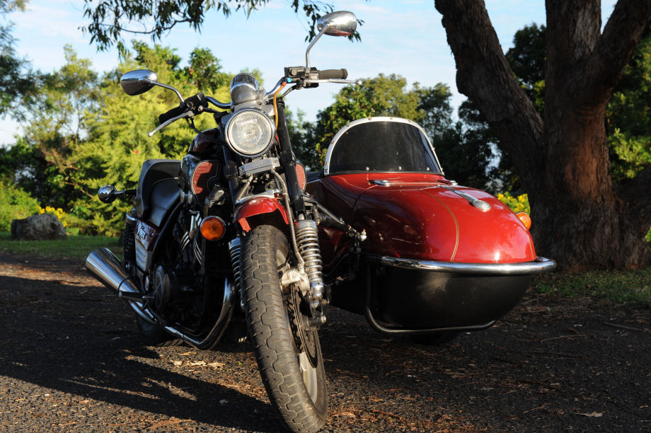Yamaha_Vmax_1990_Watsonian_57.jpg